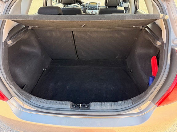 Kia Ceed 7 of 7