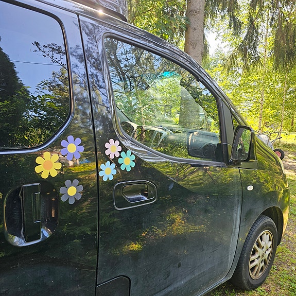 Nissan NV200 13 of 16