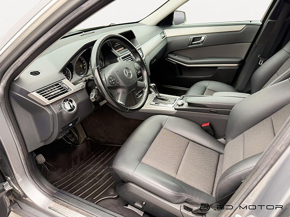 Mercedes-Benz E250 12 of 15
