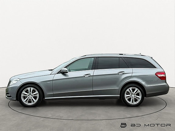 Mercedes-Benz E250 2 of 5