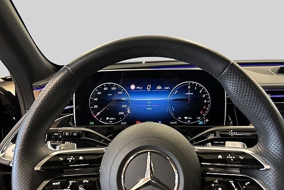 Mercedes-Benz E300 de 11 of 21