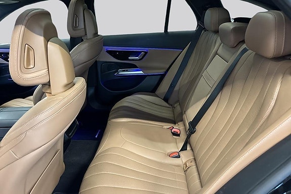 Mercedes-Benz E300 de 10 of 21