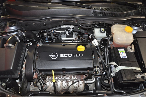 Opel Astra 16 of 18