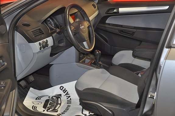 Opel Astra 7 of 18