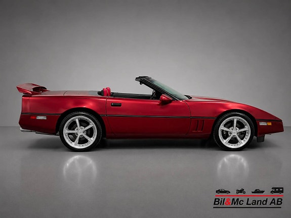 Chevrolet Corvette 8 of 16