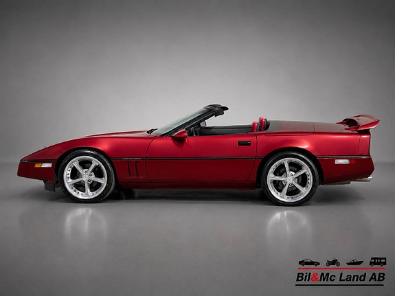Chevrolet Corvette 2 of 5