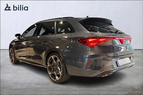 Cupra Leon 2 of 5