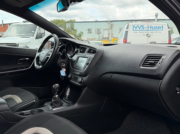 Kia Ceed 9 of 18