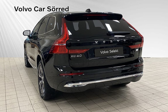 Volvo XC60 4 of 5