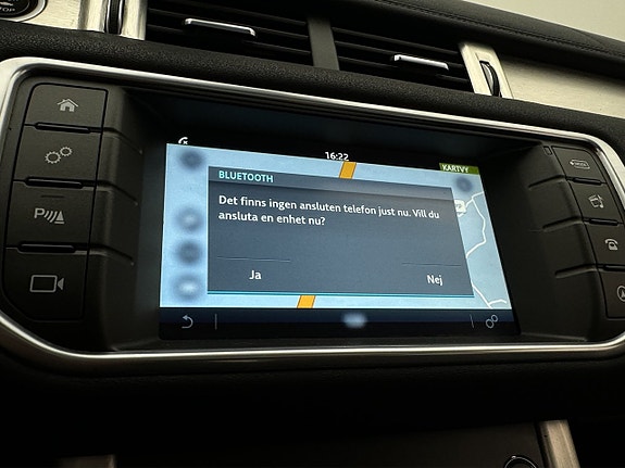 Land Rover Range Rover Evoque 23 of 30