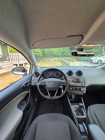 Seat Ibiza 12 of 19