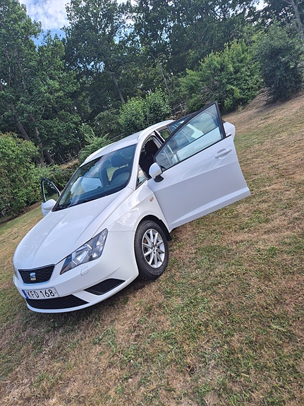 Seat Ibiza 4 of 5