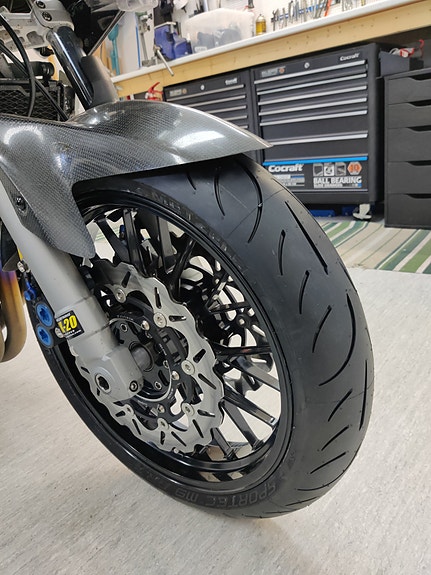 Yamaha FZS1000 Fazer 8 of 14