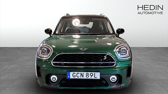 MINI Countryman Cooper SE 8 of 16