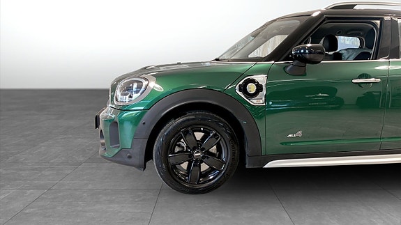 MINI Countryman Cooper SE 9 of 16