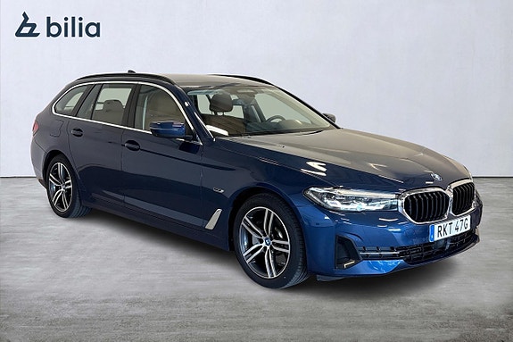 BMW 530e 3 of 5
