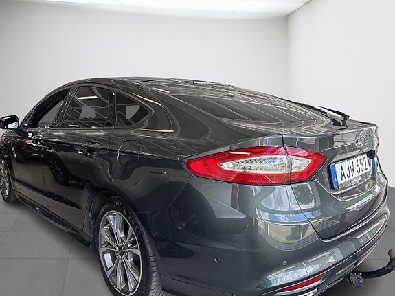 Ford Mondeo 3 of 5