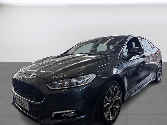 Ford Mondeo 2 of 5