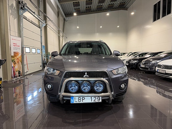 Mitsubishi Outlander 3 of 20