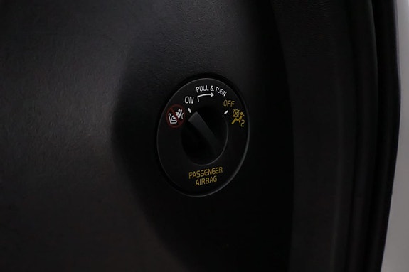 Volvo XC60 17 of 26