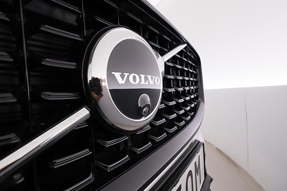Volvo XC60 18 of 26