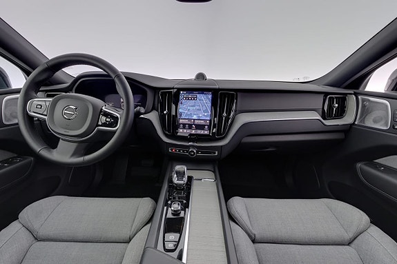 Volvo XC60 7 of 26