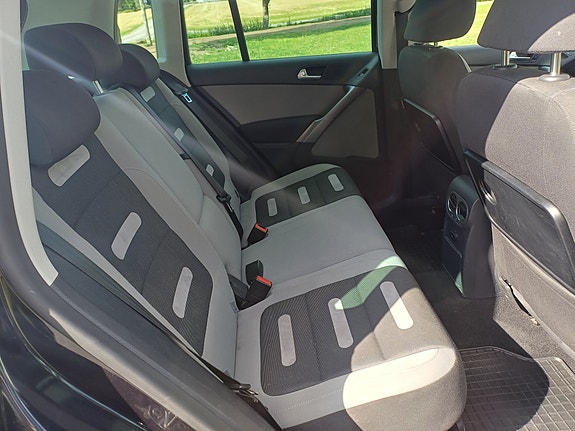 Volkswagen Tiguan 5 of 5