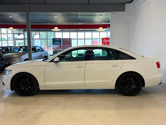 Audi A6 4 of 5