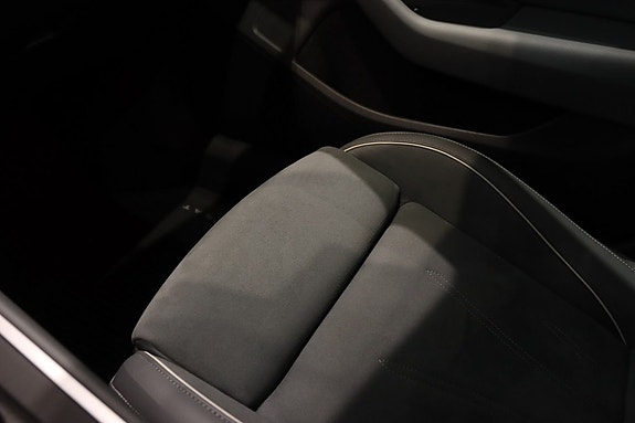 Volkswagen Passat 21 of 23