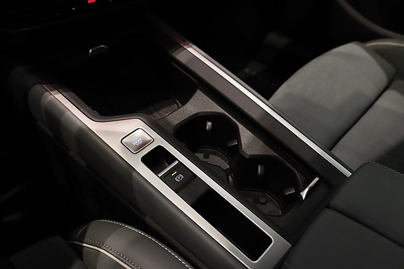 Volkswagen Passat 20 of 23