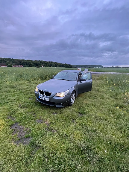 BMW 530i 5 of 5
