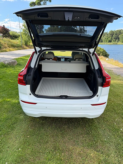 Volvo XC60 5 of 11