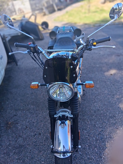 Royal Enfield INTERCEPTOR INT 650 4 of 4