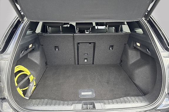 Ford Explorer 6 of 12
