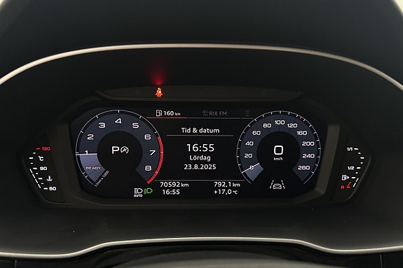 Audi Q3 12 of 30