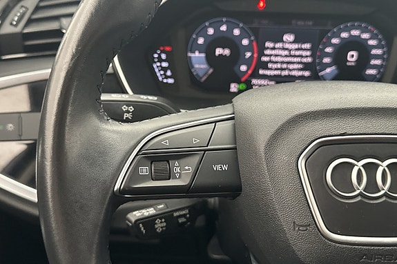 Audi Q3 13 of 30