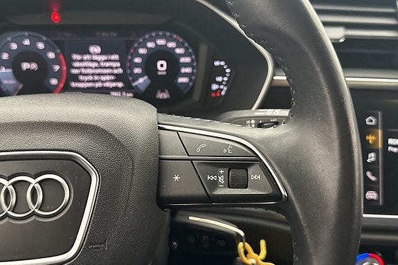 Audi Q3 14 of 30