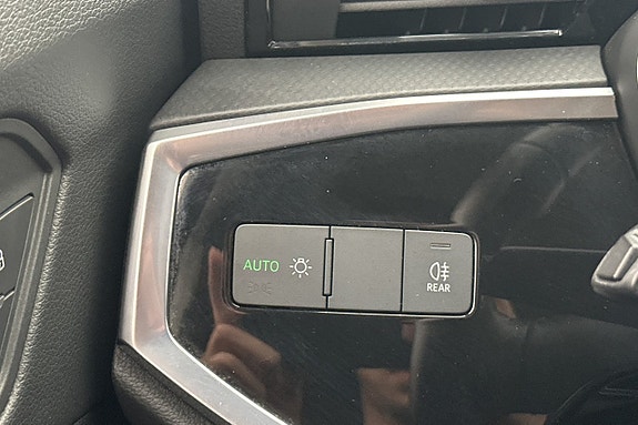 Audi Q3 25 of 30