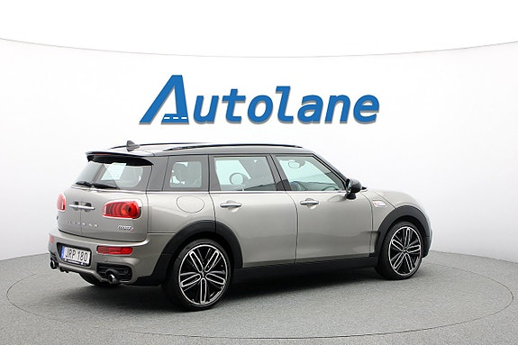 MINI Clubman Cooper S 4 of 30