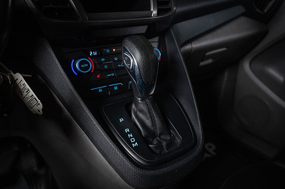 Ford Transit Connect 20 of 30