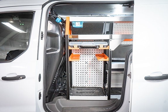 Ford Transit Connect 30 of 30