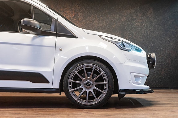 Ford Transit Connect 6 of 30