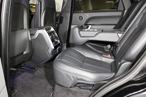 Land Rover Range Rover Sport 14 of 25