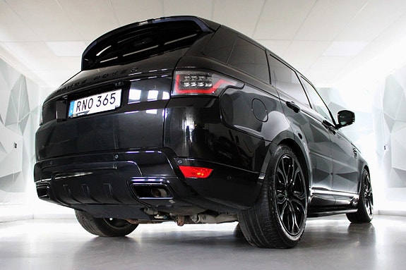 Land Rover Range Rover Sport 8 of 25