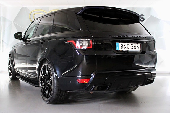 Land Rover Range Rover Sport 10 of 25