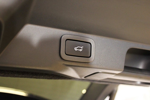 Land Rover Range Rover Sport 23 of 25