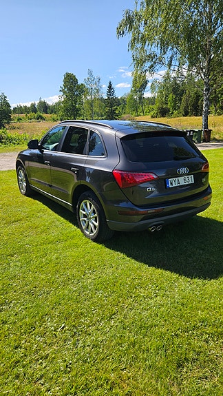 Audi Q5 4 of 5