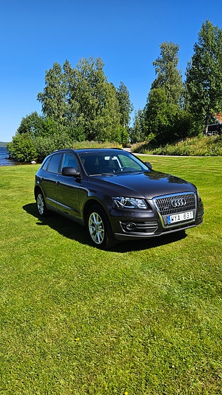 Audi Q5 2 of 5