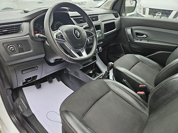Renault Kangoo Express 14 of 21