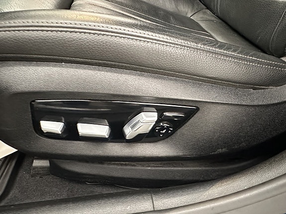 BMW 530e 15 of 29